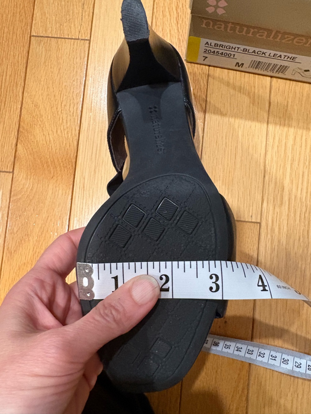 Naturalizer Black Open-Toe Elastic Strap Block Heels, size 7 - Picture 10 of 12